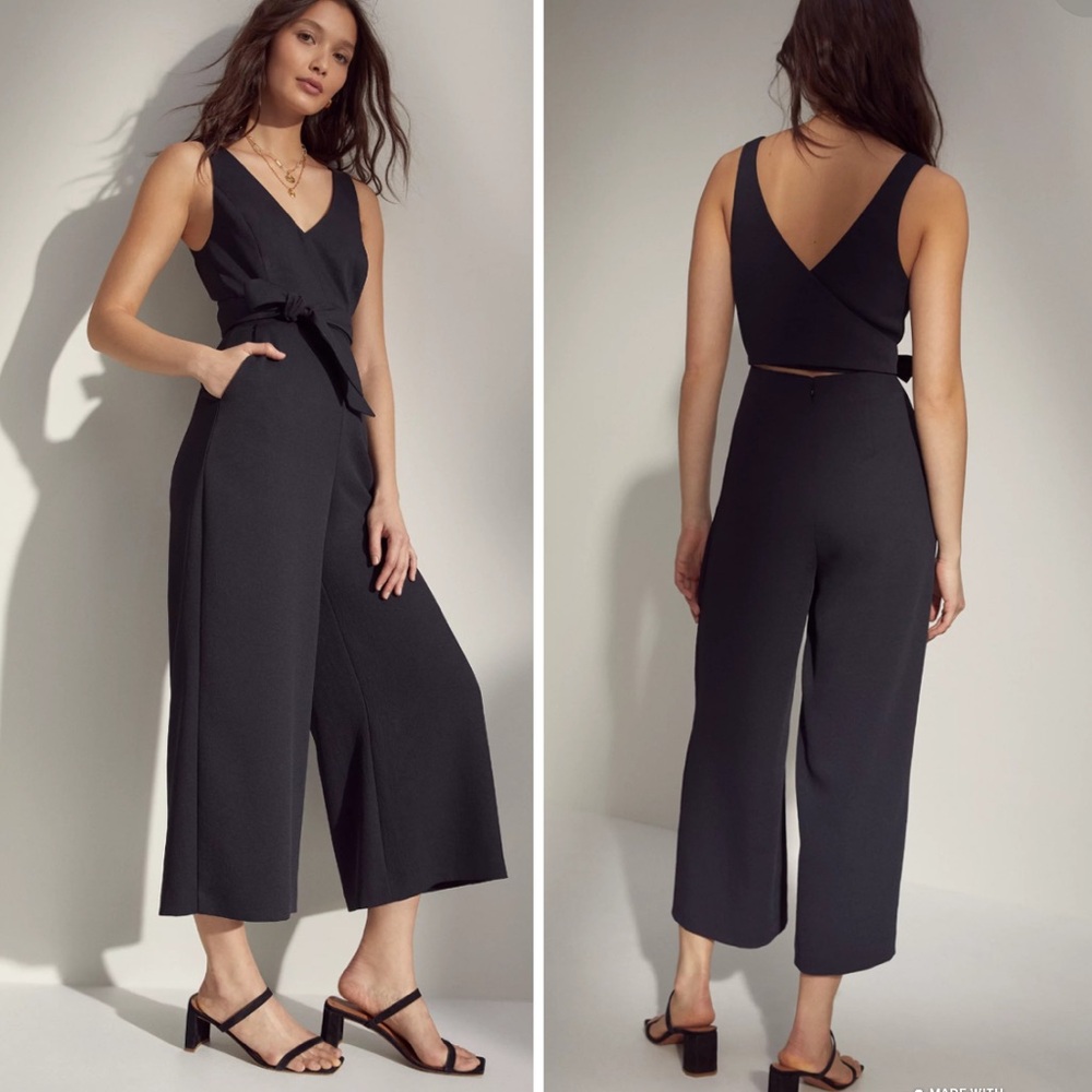 Aritzia Wilfred Ecoulement Wide Leg Jumpsuit Sz 10 Holidays Date Night Cocktail